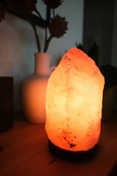 Himalayan Salt Lamps: A Practical Guide to Choosing the Right One for Your Space Cover