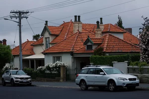 Beyond the Trunk: Why Car Roof Toppers Are a Smart Upgrade for Modern Travel Cover