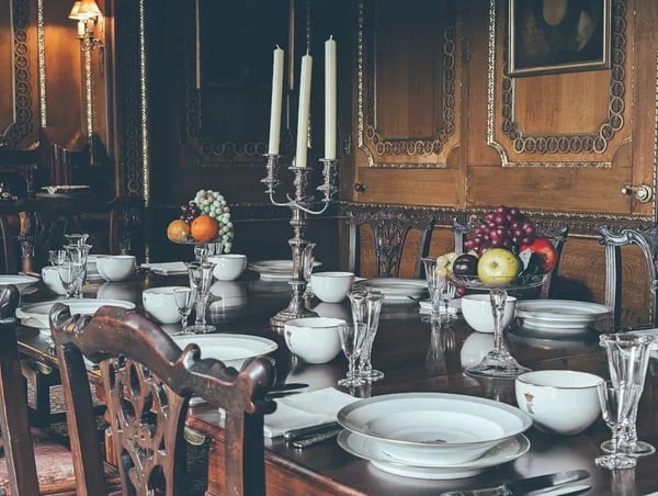 Beyond the Table: A Modern Guide to Choosing the Best Dining Sets for Contemporary Living Cover