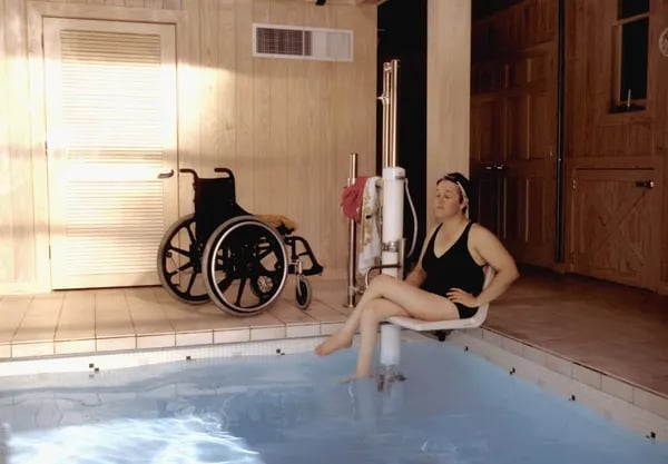Best Bath Lift Chair: Comfort, Safety, Freedom Cover